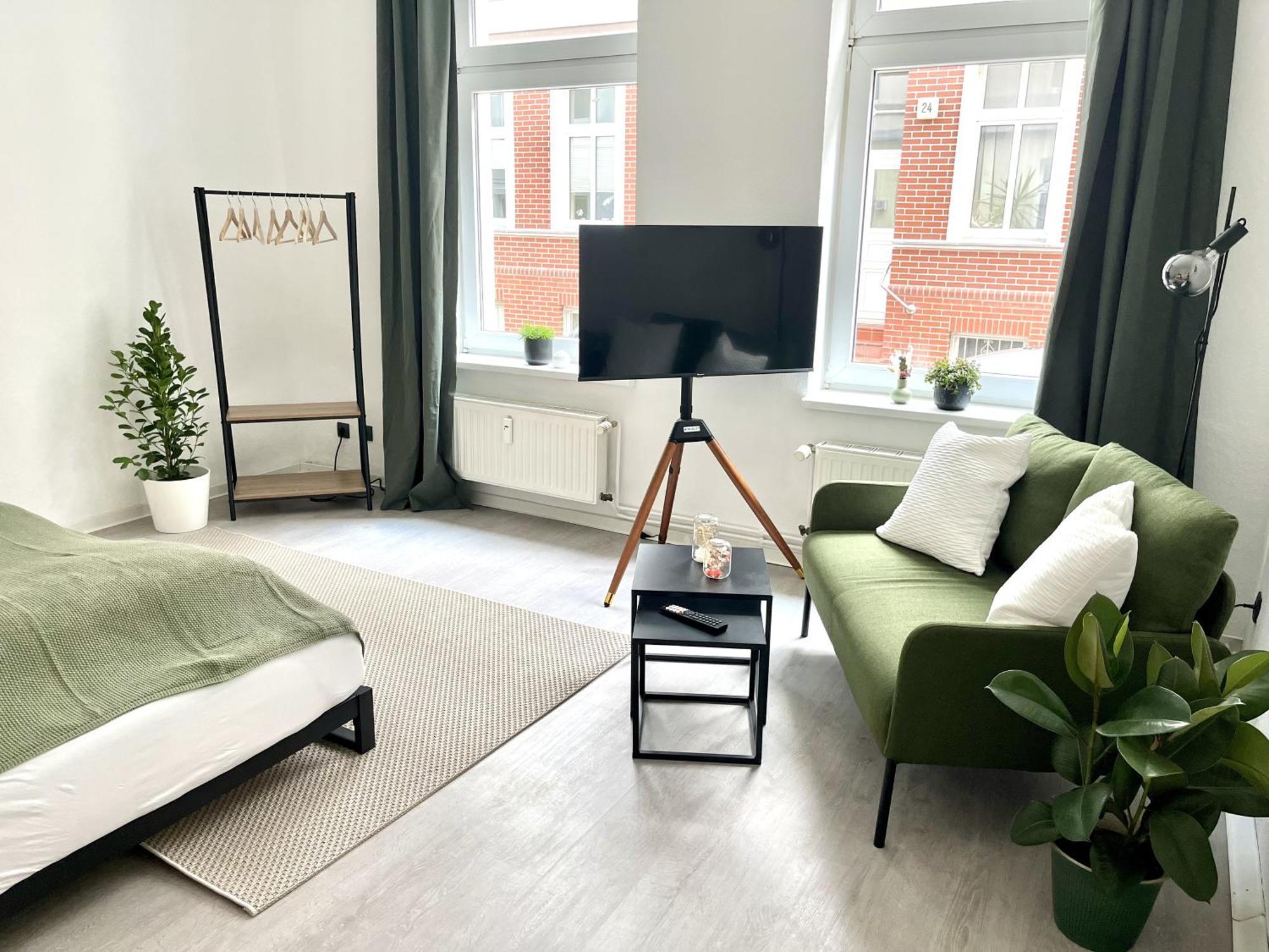 Endless: Studio Mit Netflix + Workstation Im Zentrum Schwerin  Extérieur photo