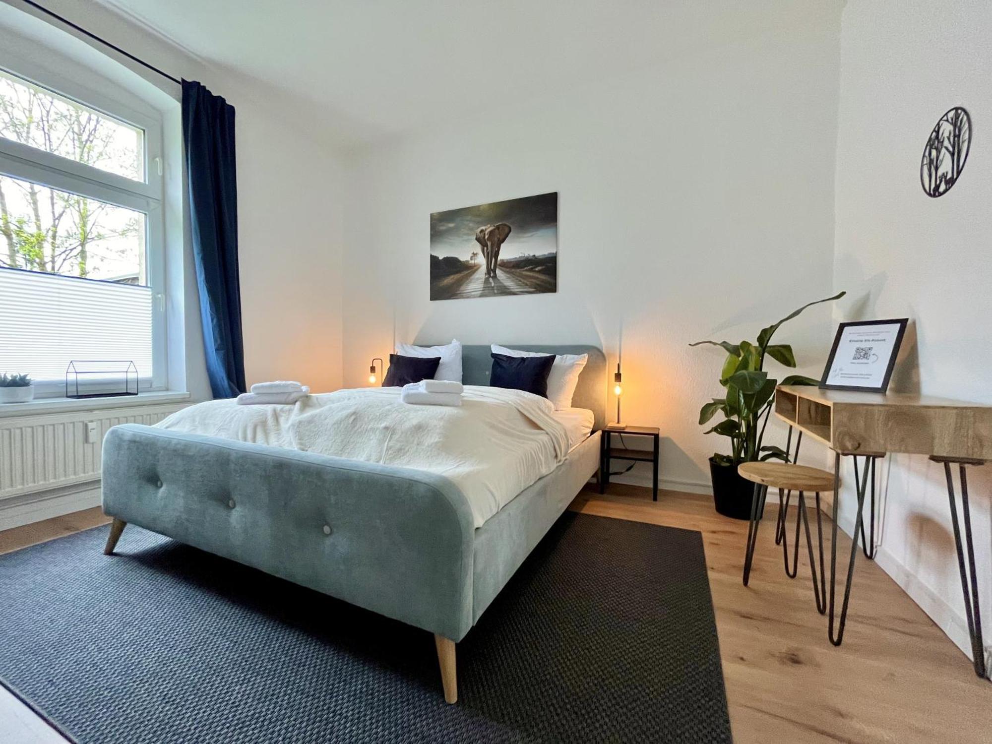 Endless: Studio Mit Netflix + Workstation Im Zentrum Schwerin  Extérieur photo