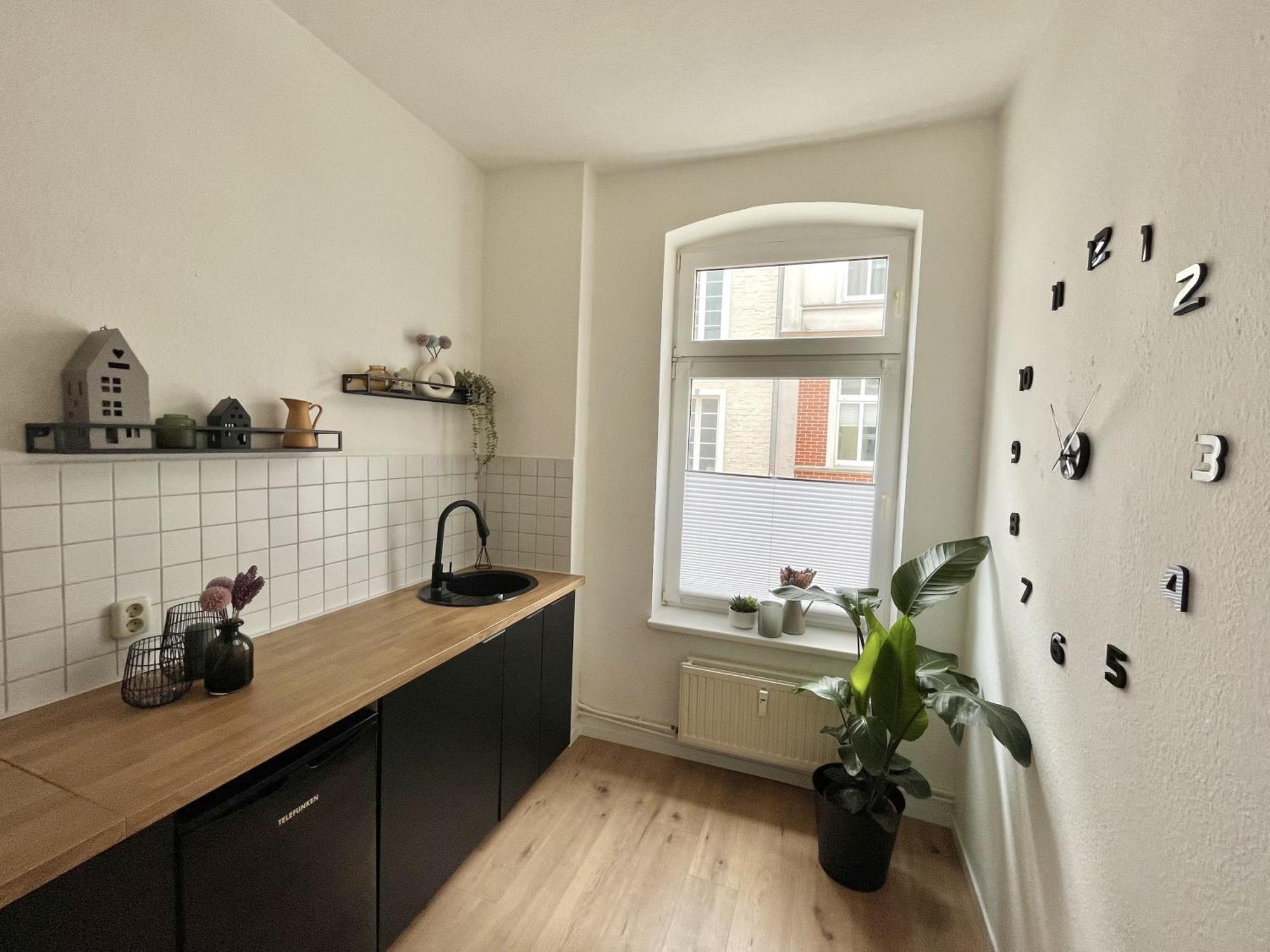 Endless: Studio Mit Netflix + Workstation Im Zentrum Schwerin  Extérieur photo